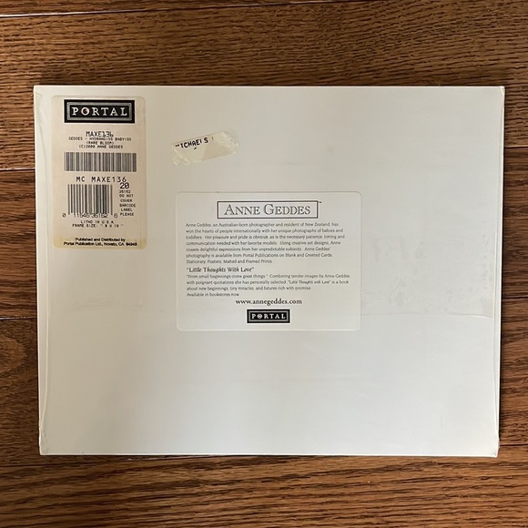 NIP Vintage ANNE GEDDES Rare Bloom Matted Hydrangeas 8" x 10" Lithograph Print - Picture 4 of 6